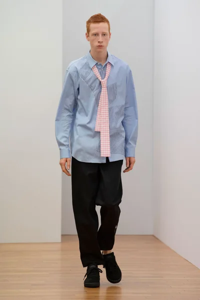 Look 23